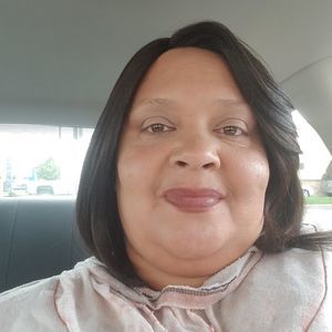 Meet your Posher, Tonya